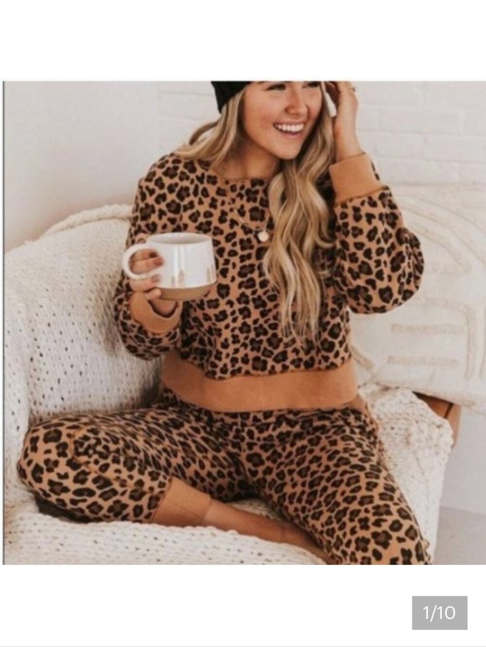 Poppy & Peonies Women's Leopard Print Cropped Joggers, Size S ~ VGUC